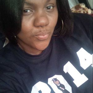 Meet your Posher, Malikah